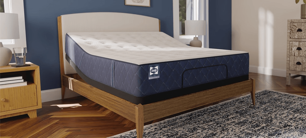 Neyland mattress on an Ease Power base in a styled room - mobile